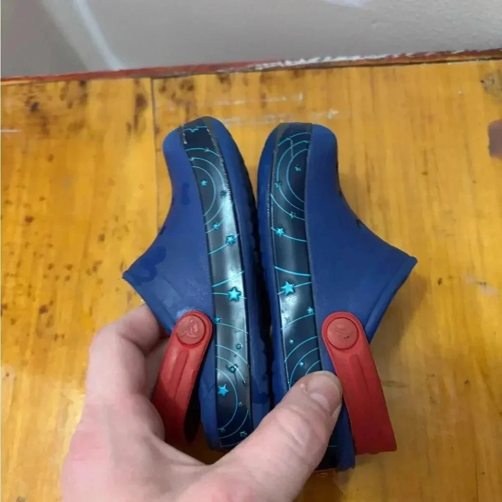Crocs rocket C 6/7-great condition